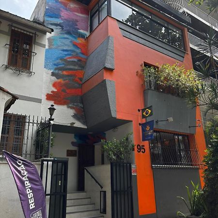 Escola Meditacao Ipanema - Quarto No Coracao Do Bairro リオデジャネイロ エクステリア 写真