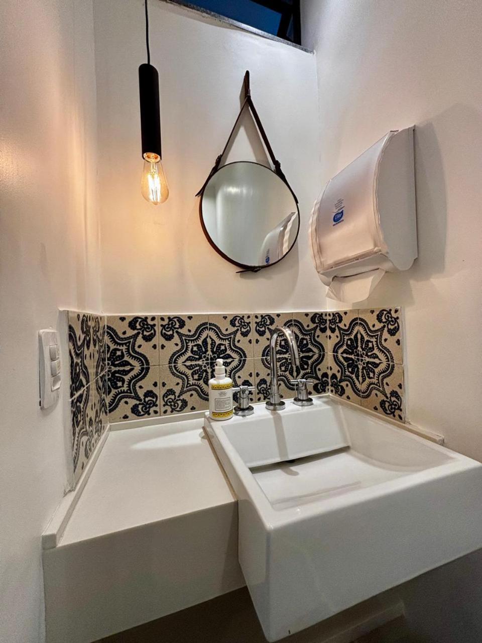Escola Meditacao Ipanema - Quarto No Coracao Do Bairro リオデジャネイロ エクステリア 写真