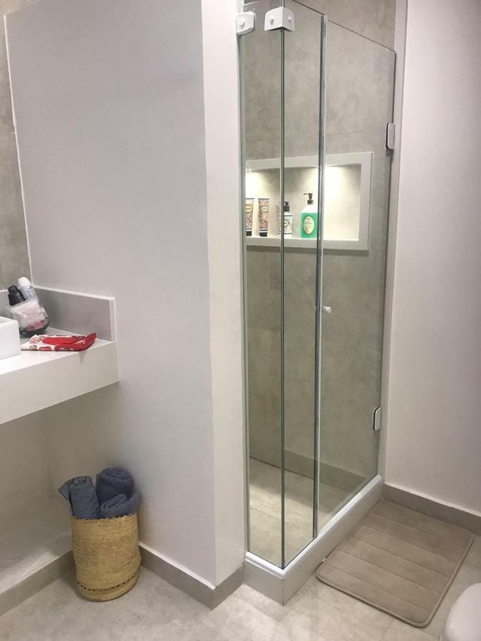 Escola Meditacao Ipanema - Quarto No Coracao Do Bairro リオデジャネイロ エクステリア 写真